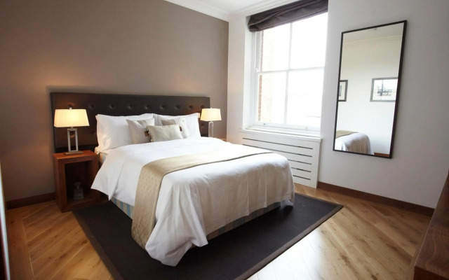 Park Regis Lotus Hotel