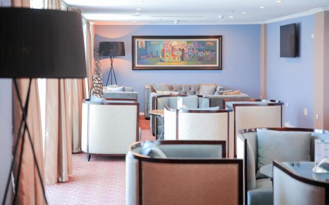 Swiss Inn Nexus Hotel