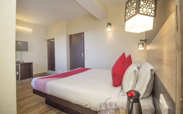 OYO 25087 Hotel Horizon