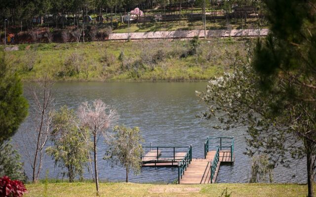 Sam Tuyen Lam Resort