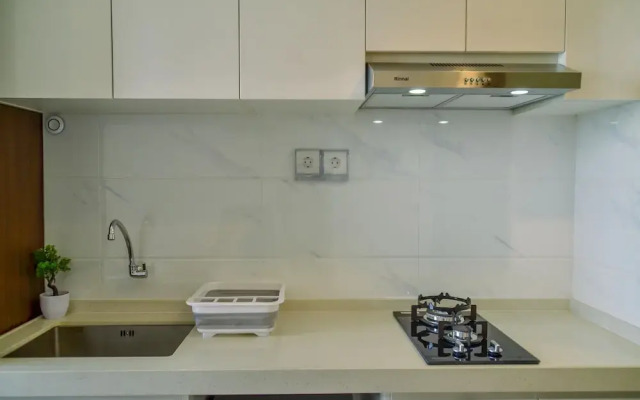 Fully Furnished with Modern Design Studio Sky House BSD Apartment