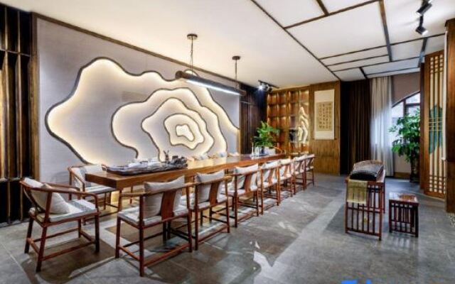 Chengdu Tianren Grand Hotel