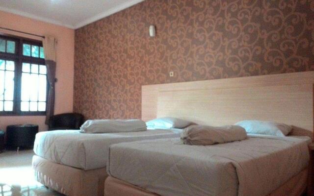 Hotel Surya Kertajaya