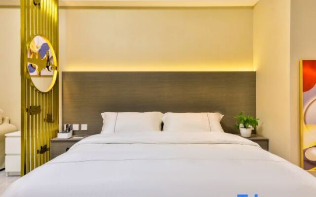 Yuexianglai Department (Shenyang North Railway Station Financial Center)