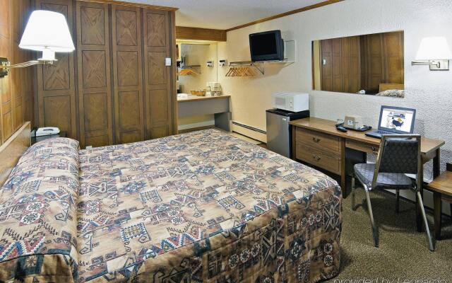 Canadas Best Value Inn