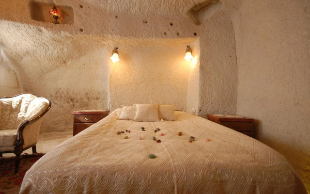 Arif Cave Hotel
