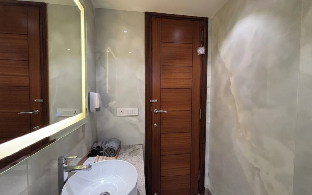 Housr Sector 42 Gurgaon Golf Course Road
