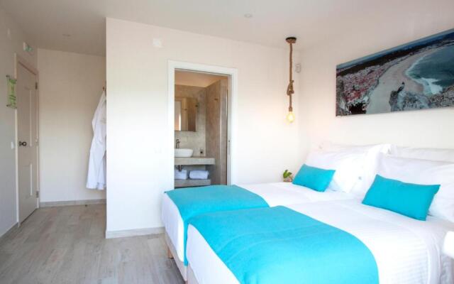 Hillside House Suites & Spa