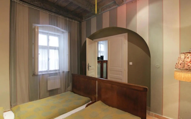 Mala Strana apartment 1