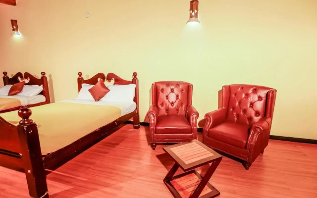 Chandragiri Bungalow by VOYE HOMES