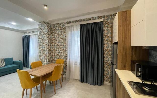 2h komnatnye apartamenty v tsentre Kutaisi