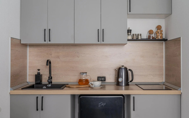 Апартаменты на проспекте Академика Сахарова 81