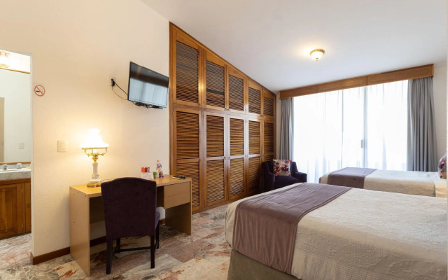 Santo Refugio Heritage Hotel