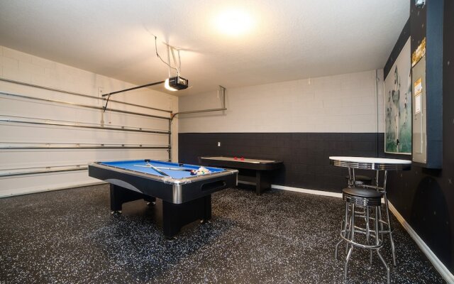 5 Bdrm Solterra New Home