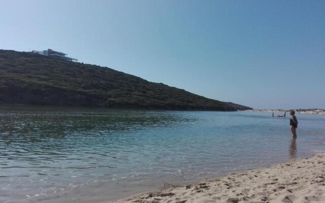 Cozy apartment in Algarve West Coast - Aljezur (2 min da Praia Monte Clérigo)