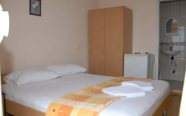 Molla 1 Guesthouse