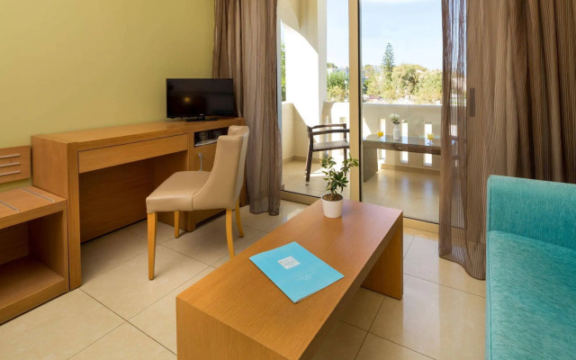 Atlantica Amalthia Beach Hotel – Adults only