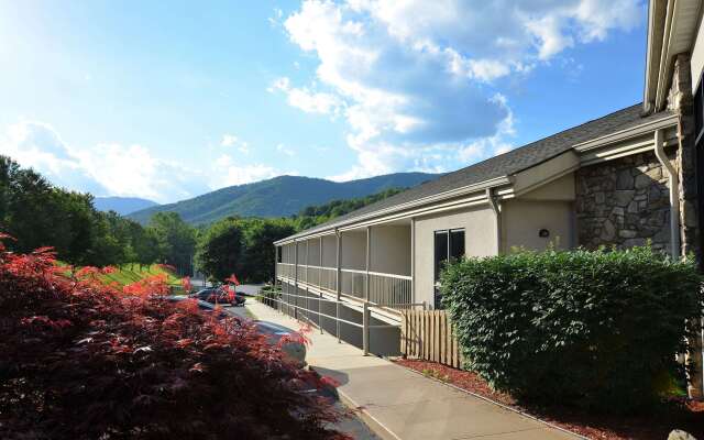 Quality Inn Cherokee Riverside