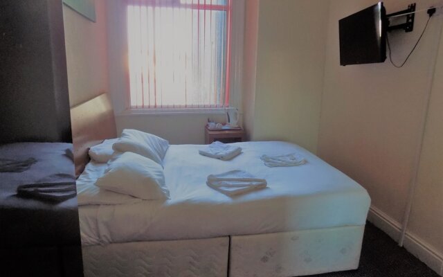 Las Palmas Hotel by the Sea