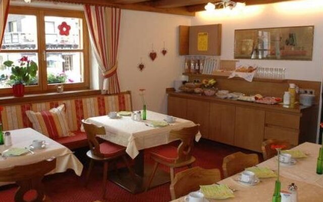Pension Walserheim