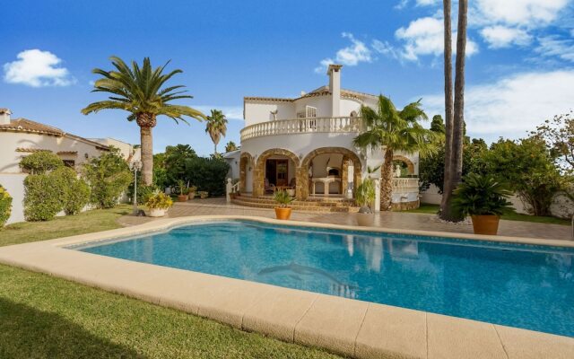 Enchanting Villa in El Verger With Swimming Pool