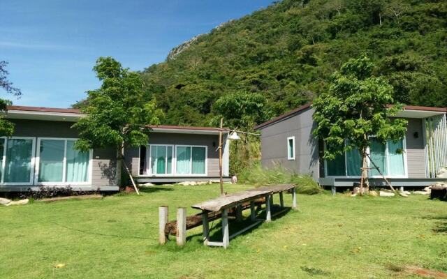 Rabbit Hill Cafe and Resort @ Khao Yai