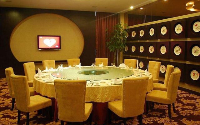 Xinbai Grand Hotel