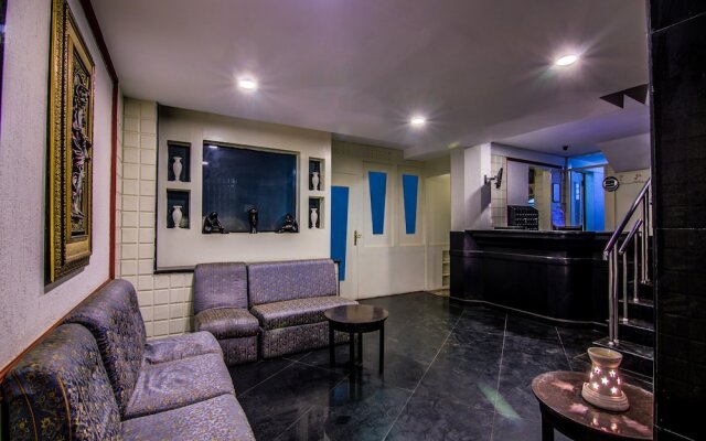 OYO Rooms Jayanagar South End Metro