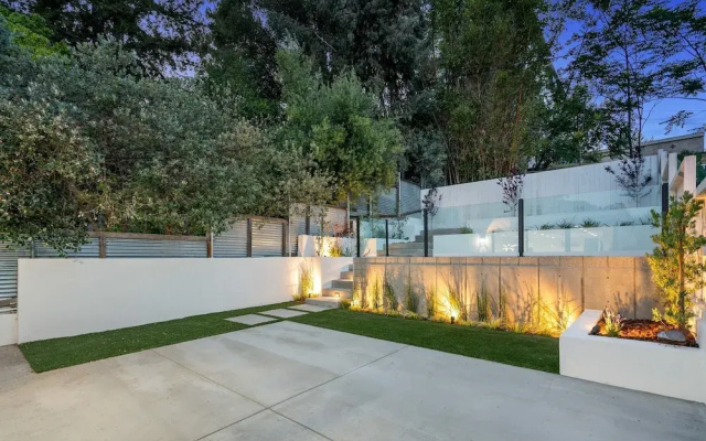 Dumetz by Avantstay Large Private Outdoor Area