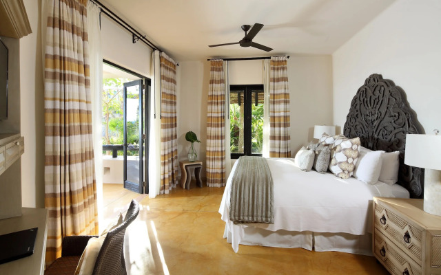 Esperanza, Auberge Collection