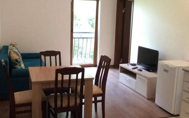 Olive Terrace Apartments 3