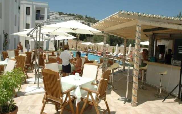 Anka Resort & Beach Club