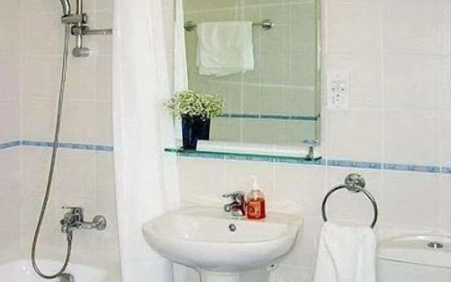 Aura Holiday Villas