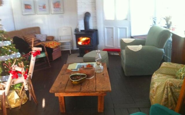 La Maison Du Saint Maurice