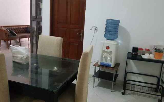 OYO 90560 Pondok Bambu Residence Syariah