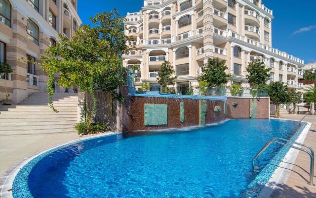 La Mer Residence Beach Apartment