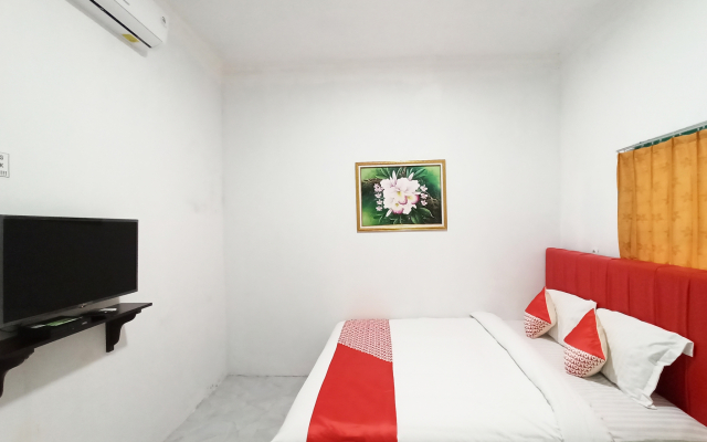 Super OYO 1377 Os Residence