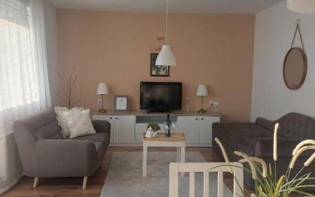 Apartment Sneshka