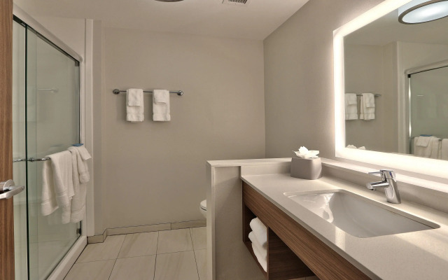 Holiday Inn Express and Suites Broomfield by IHG