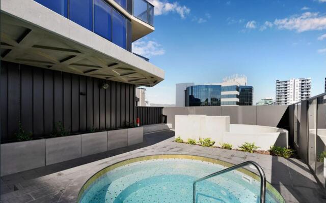 Realm Apartments by CLLIX