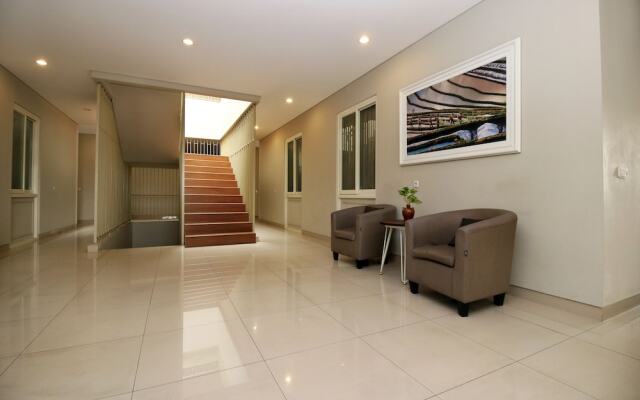 Airy Patal Senayan 2 Jakarta