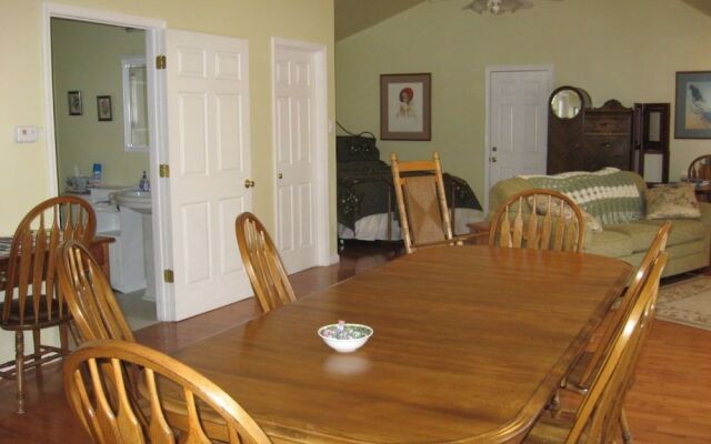 Blue Heron B&B and Retreat Center