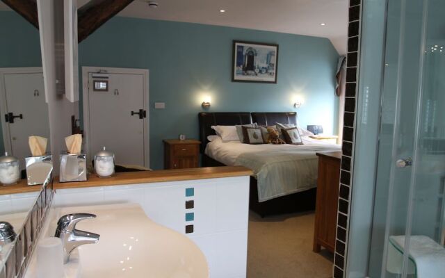 Salty Monk Hotel