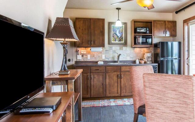 Yellowstone Valley Lodge, an Ascend Collection Hotel