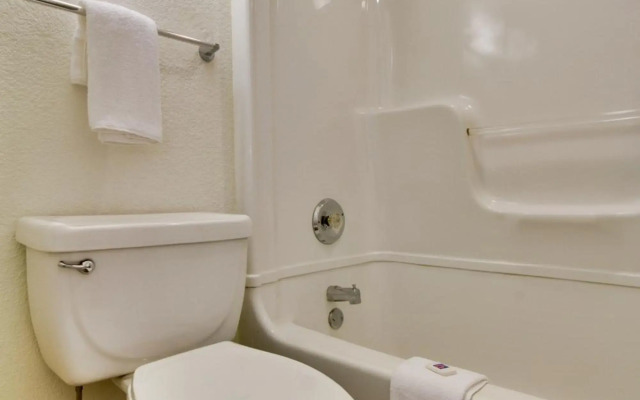 Motel 6 Irving, TX - Dallas