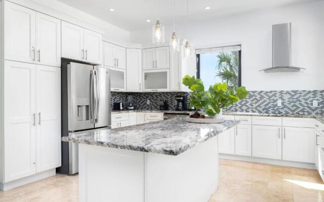 Spectacular Villa- Private Pool, Luxurious Extras