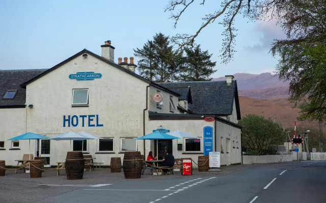 Strathcarron Hotel