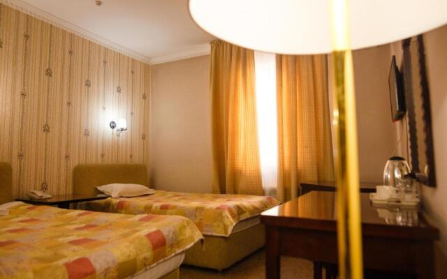 Almaty Tranzit N1 Hotel