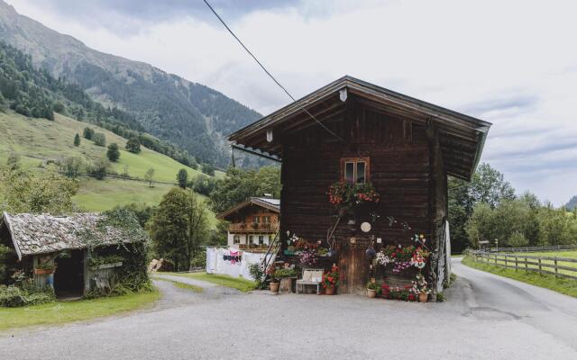 Apartment in Fusch an der Glocknerstraße in the mountains