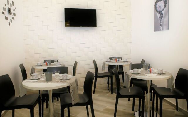 Hermes Rooms for tourists